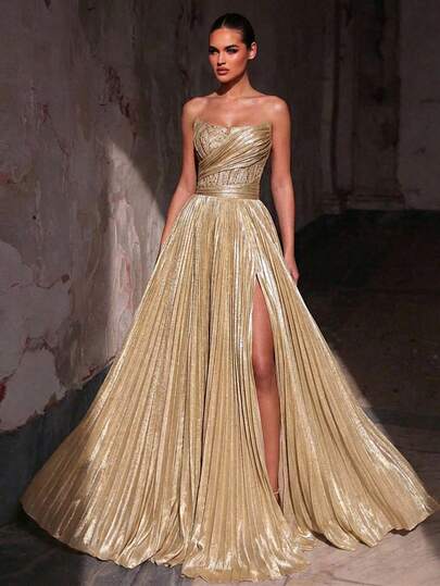Glamrae Elegant Champagne-Colored Strapless Dress In Luxurious Shimmering Woven Fabric. Novel Patchwork Design With Luxurious Three-Dimensional Sequins On The Upper Section. High-Waisted, Slimming, Oversized A-Line Skirt With Heavy-Duty Pleating And A High Side Slit. Suitable For Dates, Vacations, Bachelorette Parties, Weddings, Music Festivals, Valentine's Day, Spring Dresses, Carnival Attire, And All Formal Wear. A Perfect Evening Gown For Women.