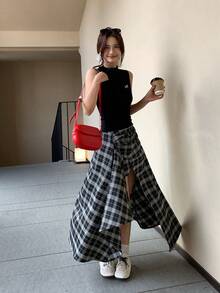 DAZY 2pcs Women's Plaid Skirt + Bow Knit Camisole Top Set - Black - View 5