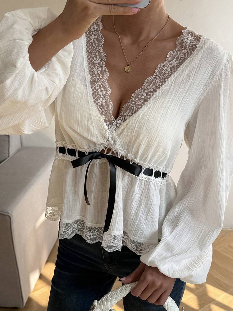 Women's V-Neck Lace Patchwork Long Sleeve Cinched Waist Contrast Color Tape Patchwork Elegant Pullover Blouse