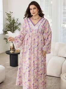 Al Najma 春夏时尚V领蕾丝边侧系腰带喇叭袖睡袍 - 彩色 - 查看 3