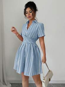 Rafferiza 女士休闲优雅V领交叉系带短袖粉色条纹衬衫裙，夏季 - 淺藍色 - 查看 6