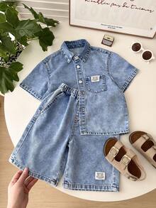 LMoss Kids 2pcs/Set Young Boy New Casual Soft Cute Blue Denim Short Sleeve Shirt And Long Jeans Shorts Set Spring Summer,For Kids Spring/Summer Dailywear Outfits,Boys Streetwear Outfits,Boys Beach Outfit,Vacation Outfits For Boys,Casual Clothes For Boys,Graphic Two-Piece Set,Toddler Two-Piece Set,4-Year-Old Boys Two-Piece Set ,Summer Two-Piece Set,Casual Two-Piece Set - Light Wash - View 7