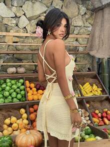 Sunnyshic 女士浪漫度假3D玫瑰设计露背针织连衣裙 - 鵝黃色 - 查看 2