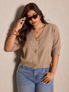 Elaquor 大码优雅法式休闲通勤百搭金属纽扣海星春夏针织网眼开衫毛衣上衣 - 駝色 - 查看 6