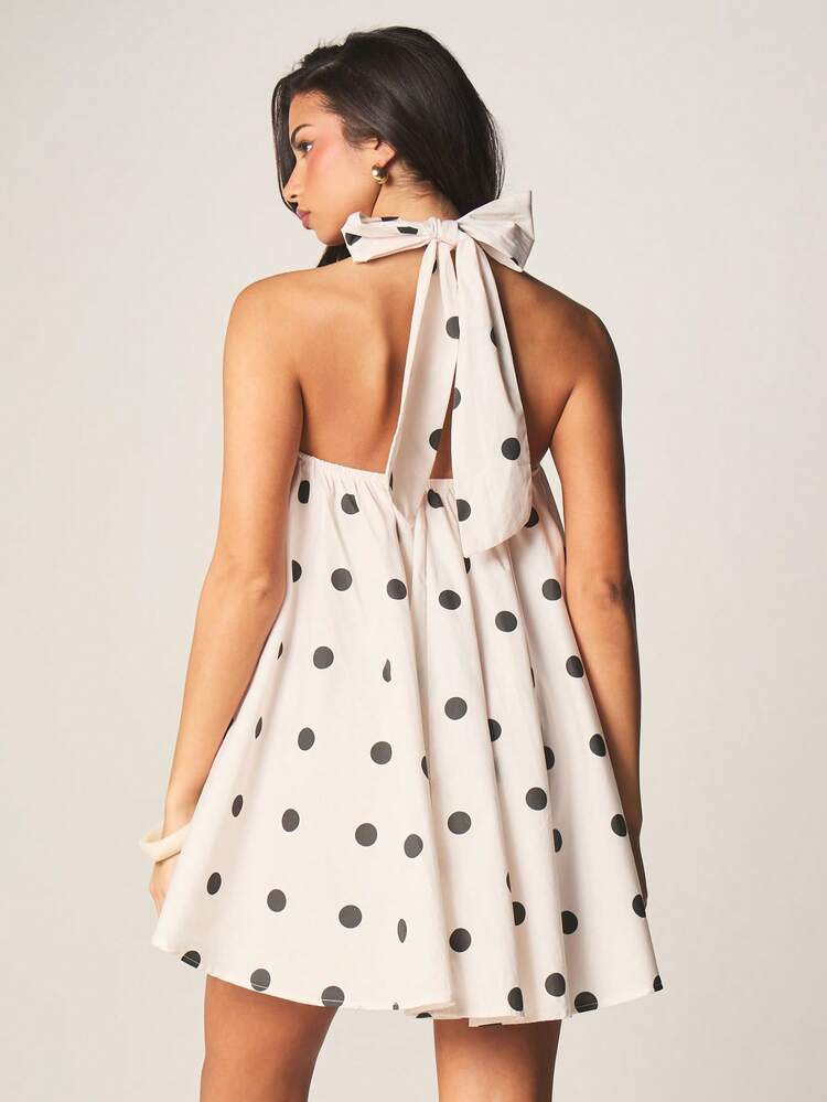MISSGUIDED Halter Neck Polka Dot Mini Dress