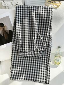 Comfortcana Plus Size Women Waist Tie Plaid Wide Leg Loose Casual Pants - Black and White - View 4