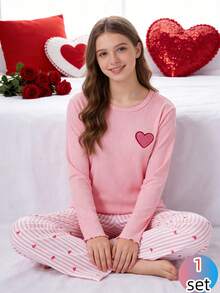 Genkimix Kids 1 Set Piyama Anak Perempuan, Atasan dari Kain Bergaris dengan Desain Hati Merah Muda yang Lucu, Lengan Panjang dengan Hem Berumbai, Bawahan dari Kain Lembut dengan Pola Garis Vertikal Merah Muda & Putih dengan Cetakan Hati Merah Muda, Lembut dan Nyaman, Cocok untuk Pakaian Dalam Musim Semi, Gugur dan Musim Dingin. Set Piyama Lucu - MultiWarna - View 4
