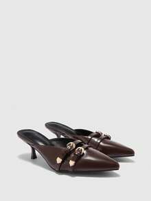 CUCCOO BIZCHIC Sepatu hak rendah runcing berwarna cokelat elegan untuk wanita dengan detail gesper, model selop. - Chocolate Brown - View 2