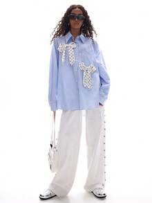 GENKIRA 蓝白条纹宽松衬衫，饰以黑白波点印花和缎面立体蝴蝶结，休闲百搭，学院风 - 彩色 - 查看 2