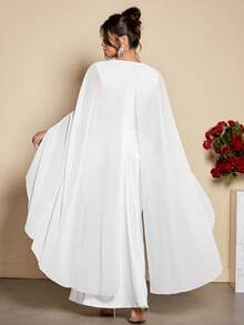Cravure Plus Size Women Elegant V-Neck Ruched Waist Mermaid Hem Party Dress - White - View 2