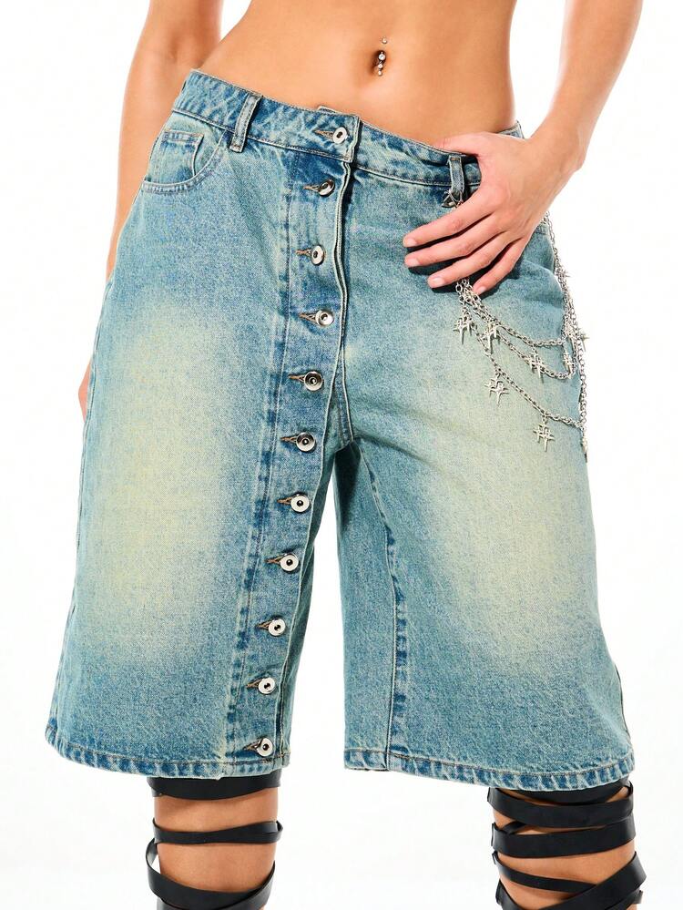 SUMWON Luźne szorty dżinsowe z zapięciem na guziki i łańcuszkami na letni styl Y2K