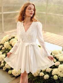 MOTF PREMIUM WOMEN'S V-NECK WAIST GATHERED HEM EMBROIDERED SHORT DRESS, SPRING/SUMMER - White - View 4