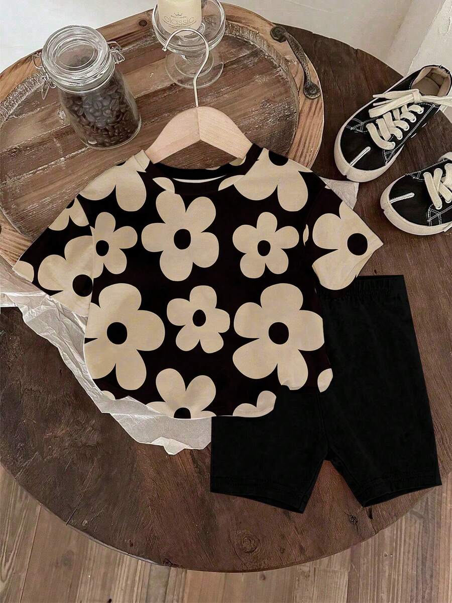 SHEIN Vintaside Kids 一套女婴休闲可爱碎花短袖圆领T恤和短裤套装,适合外出和度假,春夏季节穿着。 - 彩色 - 查看 1