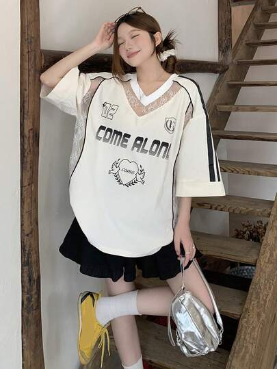 DAZY Women's V-Neck Numeric Print Contrast Lace Loose Street T-Shirt