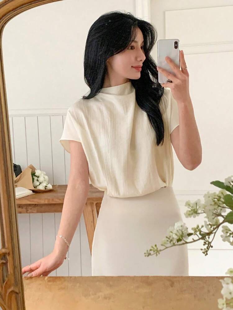 Women's Sleeveless Fitted Satin Blouse Summer