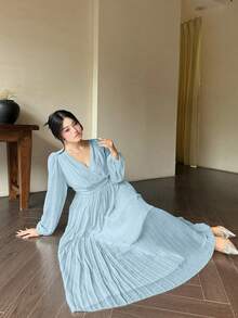 Vibekara 浪漫V领露背长袖连衣裙，飘逸优雅的希腊风格白色女神礼服 - 淺藍色 - 查看 3