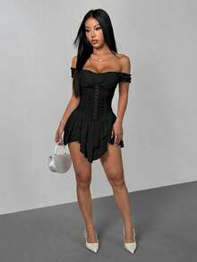 SHEIN PETITE 女士白色褶皱提花腰部拼接荷叶边露肩层叠荷叶边A字雪纺迷你连衣裙，优雅适合派对和年轻女孩穿着，白色束身连衣裙，白色迷你连衣裙，白色派对服装，束身连衣裙 - 黑色 - 查看 7