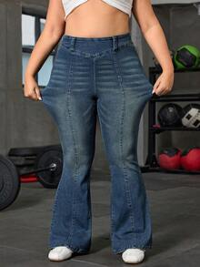Flexra Plus Size Casual Everyday Washed Slant Pocket Flare Jeans - Blue - View 7