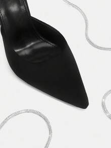 Glitzique 女士性感时尚黑色天鹅绒绑带链条尖头细高跟镂空休闲鞋，4.7英寸，春秋季，优雅，派对装 - 黑色 - 查看 11