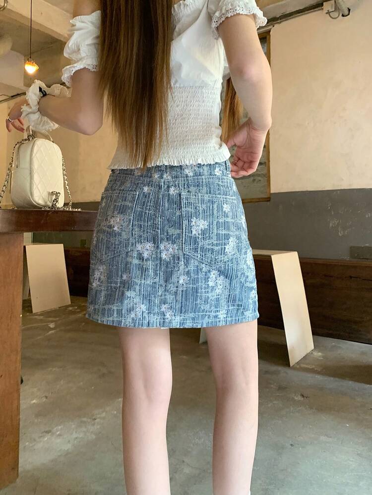 Women's Fashionable Mid-Waist Skirt, Ditsy Floral/Embroidered Mini Skirt, Korean Style Denim Skirt For Summer