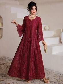 SHEIN Najma 方领蕾丝流苏七分袖喇叭形阿拉伯女式连衣裙 - 酒紅色 - 查看 6