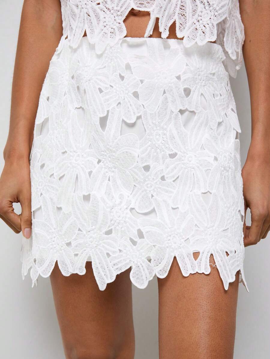 Maija Water-Soluble Floral Element White Elegant Women's Skirt - White - View 1