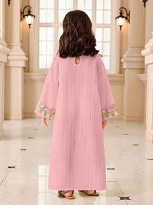 SHEIN Young Girls' V-Neck Textured Fabric Colorful Ruffle Trim Dress, Fashionable Suitable For Ramadan - Pink - View 2