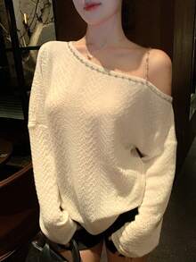 DAZY Women's Spicy Girl Asymmetrical Shoulder Top, Unique Design, Early Spring - White - View 4