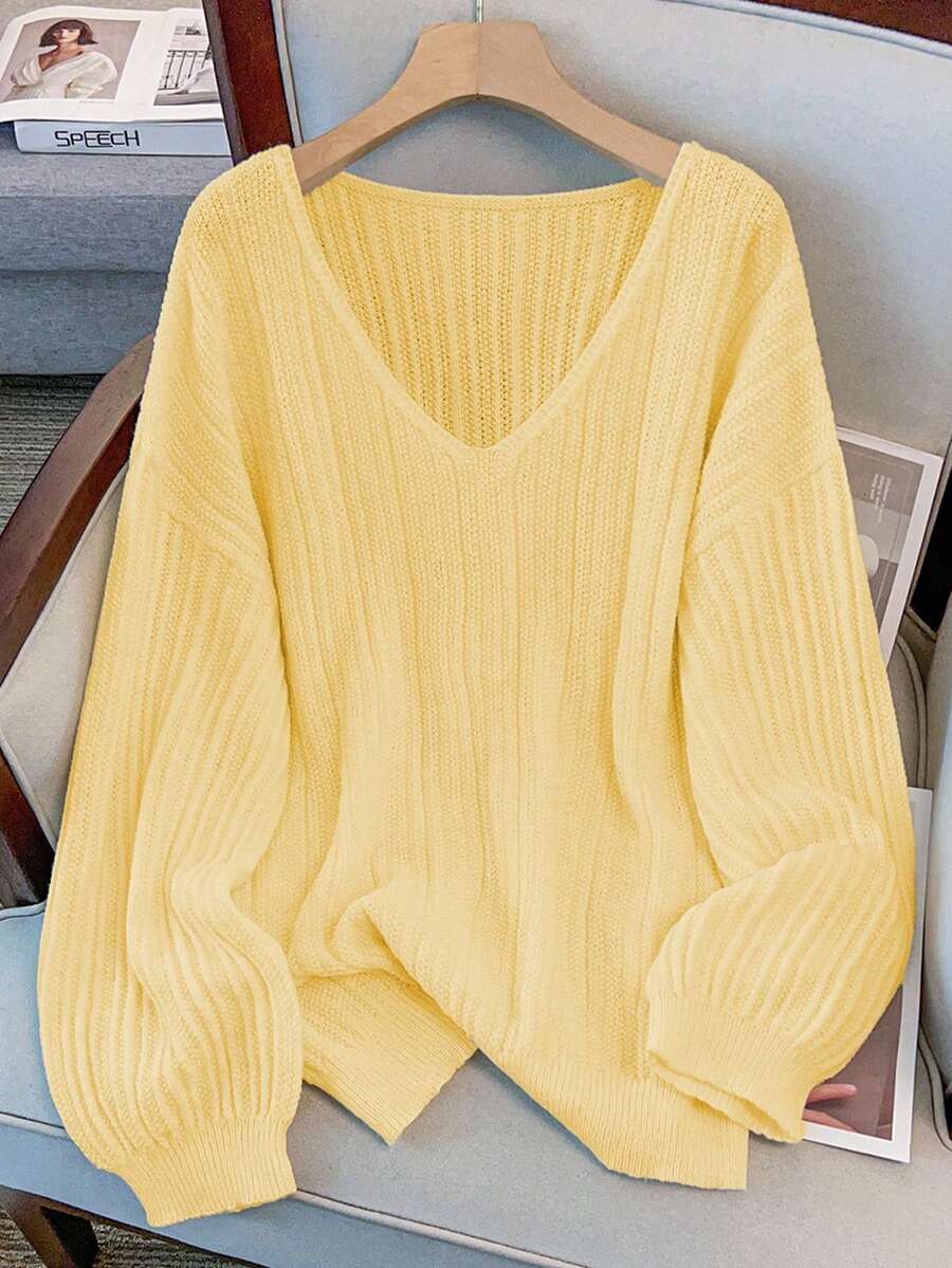 GlowEve CURVE 大码优雅V领落肩长袖套头毛衣 - 淡黃色 - 查看 1