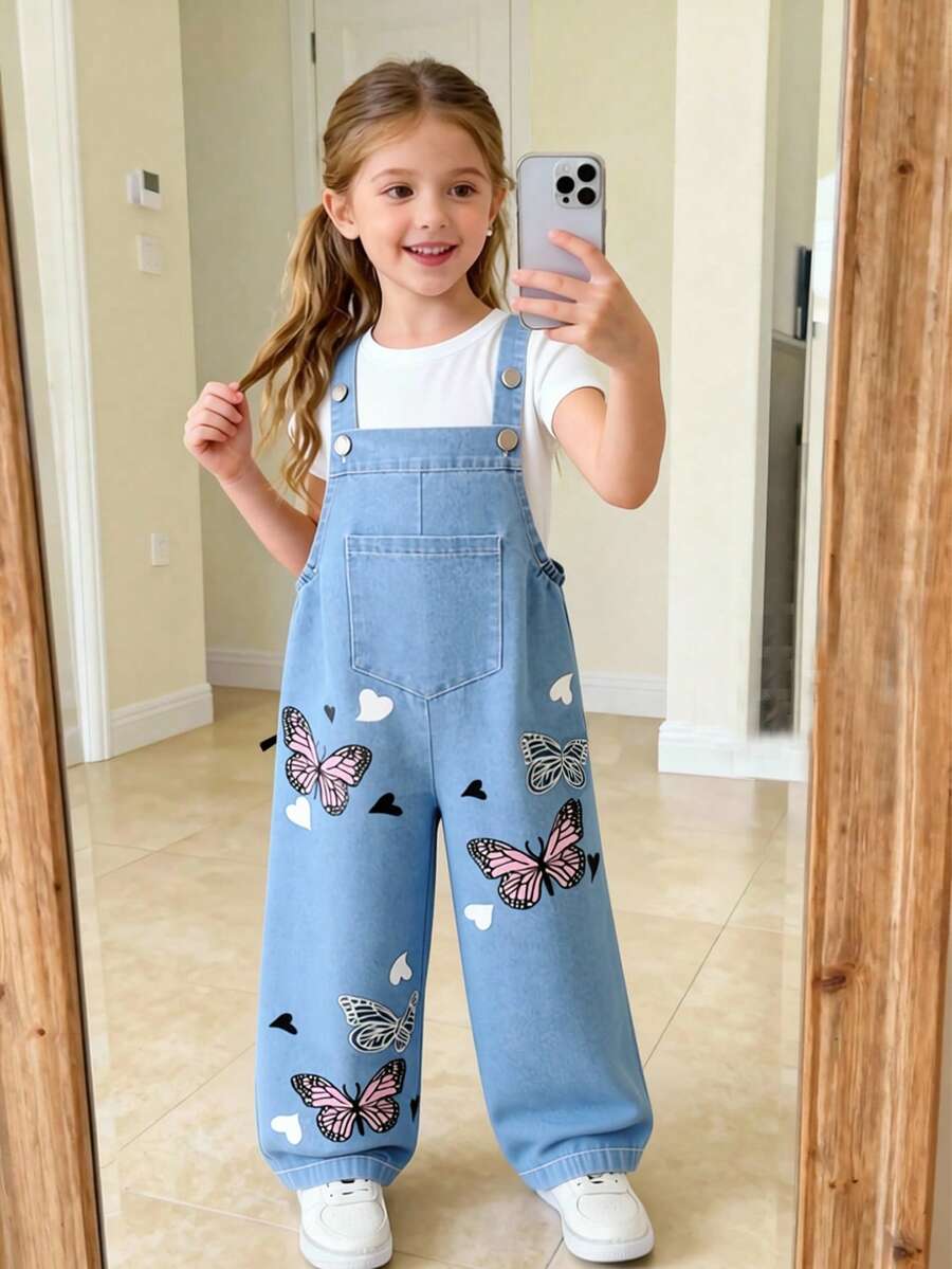 SHEIN Sparklyn Tween Girls' Summer Casual Fashion New Jumpsuit, Cute Butterfly Digital Print Pattern Metal Button Suspender Denim Long Pants, Suitable For Tween Girls Back To School Season, Cute Sweet Lively Lady Daily, School, Outing, Travel, Party, Photo Shoot Plant Girls Overall Set Little Girl Overall Pants With Butterflies And Flowers Girls Butterfly Outfit Toddler Overalls Girl Plant Pants With Butterflies And Flowers - Light Wash - View 1
