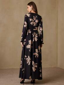 EMERY ROSE Elegant Women's Minimalist Contrast Color Print V-Neck Waist Flared Long Sleeve Dress - Multicolor - View 6