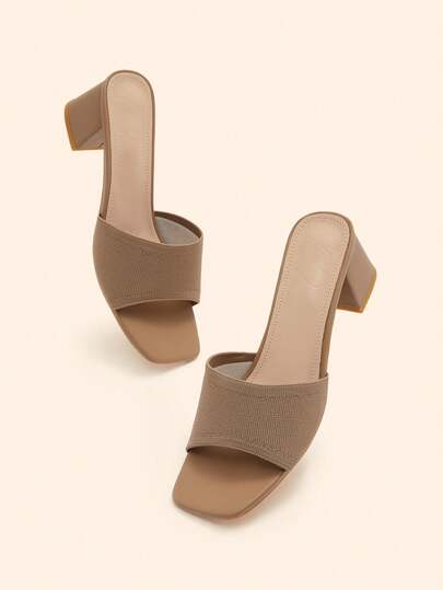 CUCCOO BASICS Giày nữ đế xuồng cao gót chunky trang trí dây xích, sandal cao gót thời trang mùa hè cho kỳ nghỉ xuân và hè, giày đi học mùa hè, giày sinh viên, giày công sở thanh lịch, giày công sở sang trọng, giày mùa xuân cho kỳ nghỉ xuân, giày lễ Phục sinh.