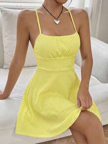 SHEIN EZwear Đầm nữ mùa hè, dây mảnh, hở lưng, dáng chữ A, đầm hè, trang phục mùa hè, đầm màu kem vàng. - Màu vàng - Xem 1