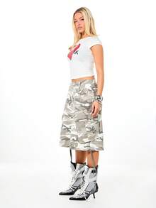 SUMWON WOMEN Plain Cropped Short Sleeve Graphic Tee With I Hate New York Heart Print Statement Top - White - View 6