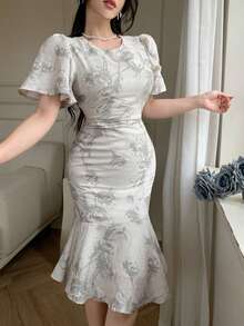 DAZY Women's Round Neck Raglan Short Sleeve Fitted Elegant Mid-Length Summer Dress - Light Grey - View 5