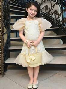 年轻女孩优雅方领3D立体花卉面料荷叶边下摆奢华连衣裙 - 杏色 - 查看 5