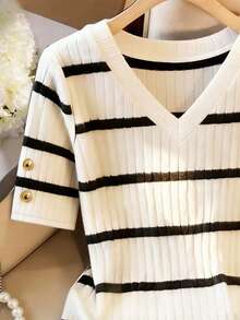 EMERY ROSE Women's V-Neck Color Block Casual Versatile Commute Short Sleeve T-Shirt - Black and White - View 6