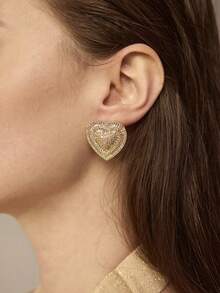 MOTF PREMIUM 全钻爱心耳环 女士轻奢小众设计高端耳钉 气质耳环 - 金色 - 查看 1