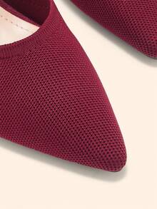 CUCCOO BASICS Giày nữ có khóa trang trí, mũi nhọn, gót chunky, quai ngang mắt cá chân, màu đen, thích hợp cho mùa hè, lễ tốt nghiệp, dạ hội, du lịch, mùa hè thanh lịch, giày xuân, lễ Phục sinh, Giáng sinh. - Rượu vang đỏ 1 - Xem 4