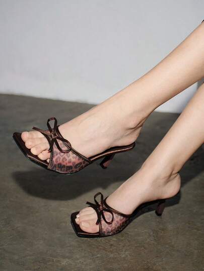 咖啡棕色方头网眼透气露趾高跟凉鞋，百搭简约细高跟凉鞋，适合女士，夏季