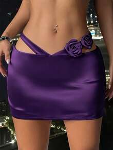 Zyxie 女士度假休闲性感缎面褶皱迷你裙，前腰花卉装饰镂空裙摆，适合派对、约会、邮轮、度假、海滩、音乐节等场合，波西米亚风格 - 紫羅蘭色 - 查看 2