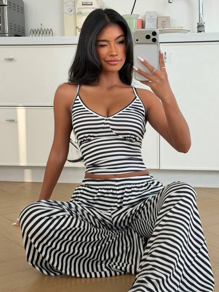 SHEIN 女士休闲条纹印花V领吊带背心和裤子睡衣套装 - 彩色 - 查看 2