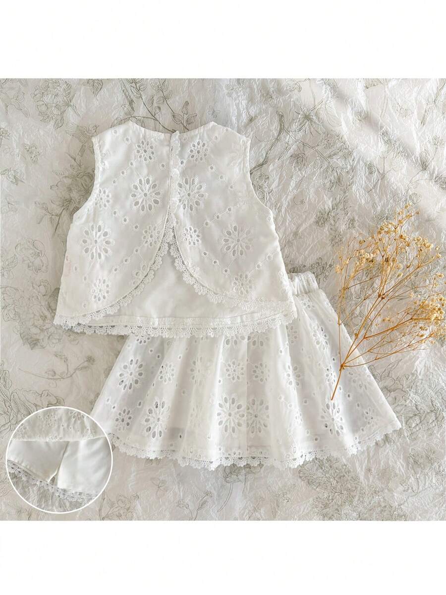 Loomiva 2件組幼兒女嬰白色洋裝套裝,夏季優雅蕾絲花卉刺繡無袖上衣與裙褲短褲,生日正式休閒百搭女嬰裝 - 白色 - 查看 1