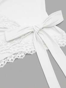 Sweetra Áo thun nữ cổ chữ V phối ren đan chéo, thích hợp cho đầu thu. - trắng - Xem 3