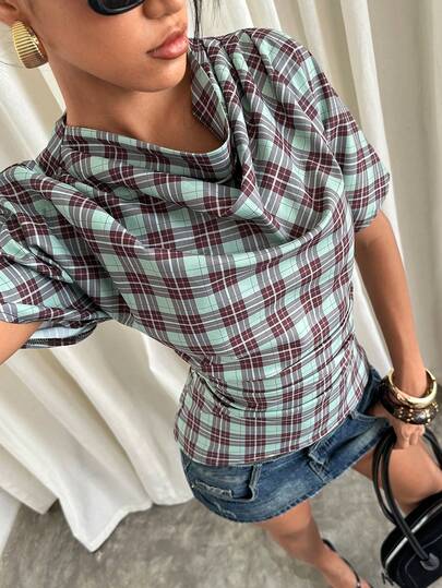 Siren Gaze Women's Color-Blocked Plaid Ruffle Collar Shirt, A Unique Design, Stylish Fitted Top, Perfect For Spring And Summer, Preppy Style, Back-To-School Season, And Everyday Wear