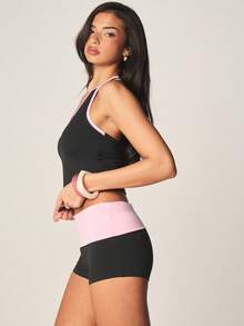 MISSGUIDED Quần short thể thao mini phối màu tương phản với cạp gập và chi tiết viền trang trí, thích hợp cho trang phục thường ngày mùa hè. - Nhiều màu - Xem 4
