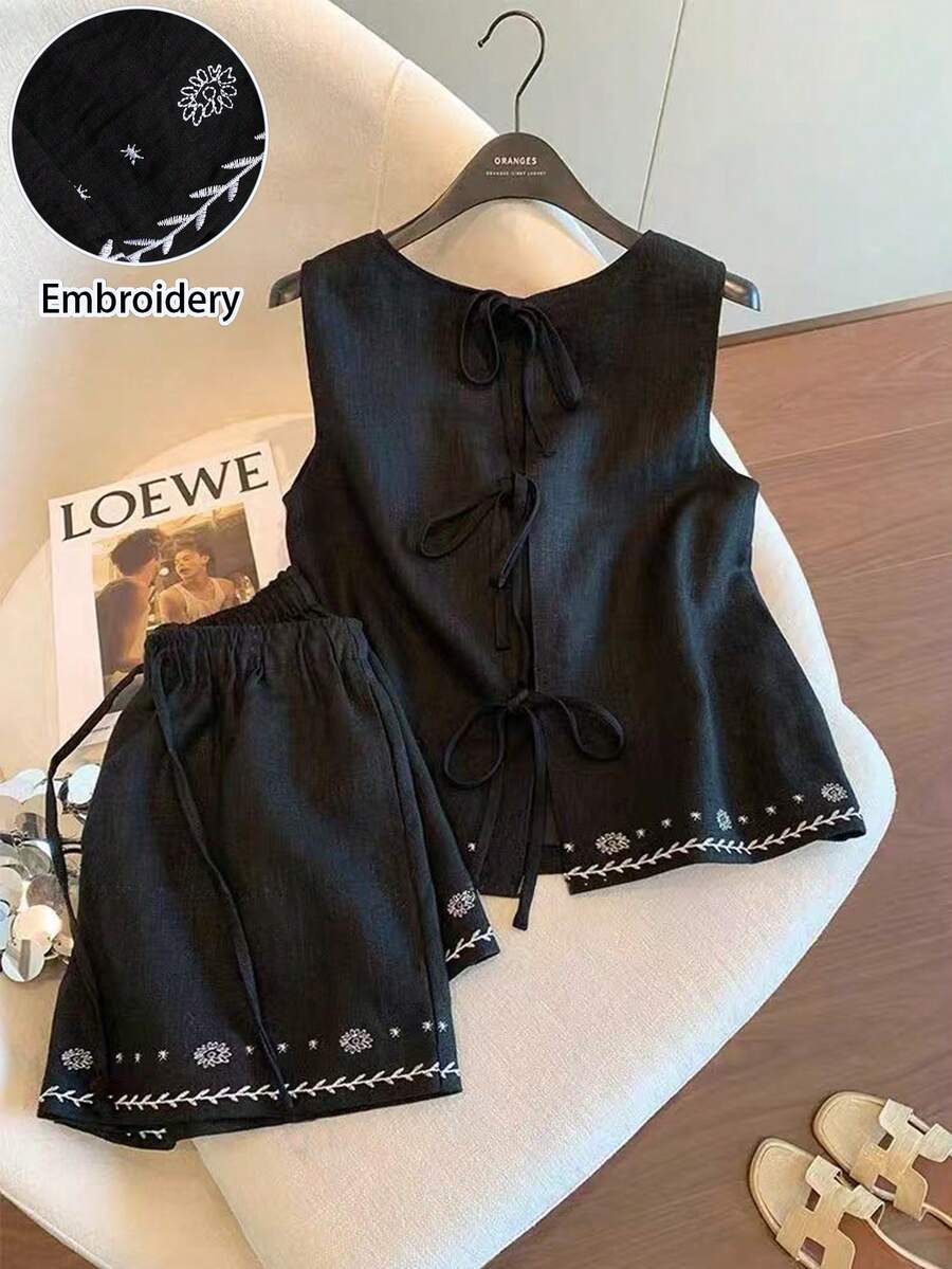 GlowEve 2件套 女士时尚夏季度假刺绣镂空系带露背吊带背心和刺绣口袋短裤 - 黑色 - 查看 1