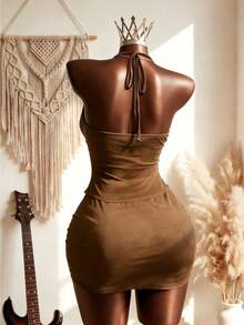 Elin Vora 复古西部风麂皮流苏露背上衣和迷你裙两件套，适合度假、派对、音乐节等场合。 - 棕色 - 查看 2