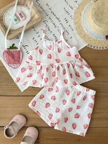 SHEIN Bộ 2 món gồm áo không tay và quần in hình dâu tây dễ thương, kèm túi hình dâu tây, thích hợp cho mùa xuân/hè, mặc trong nhà, ngoài trời, du lịch và mặc hàng ngày. - Nhiều màu - Xem 2