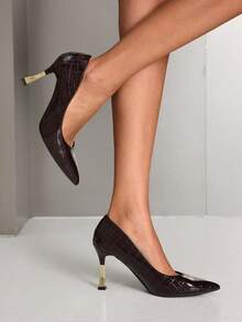 CUCCOO SZL Women Pumps - Embossed coffee brown - View 9